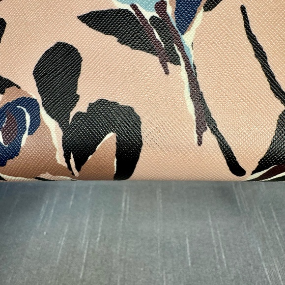 Kate Spade ♠️ Cameron Paper Rose Large Continental Wallet - Picture 7 of 7